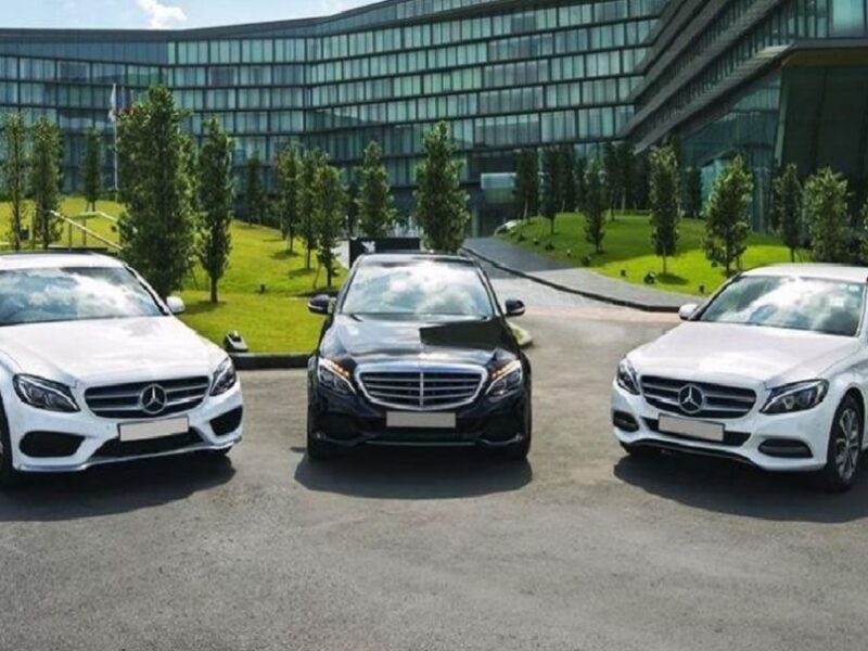 Thue xe mercedes c class hang sang